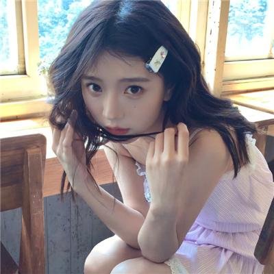 神秘裸女